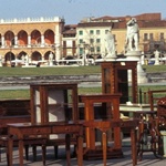 mercato prato della valle
